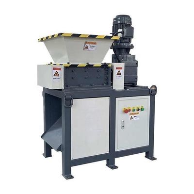 Machine de déchiquetage de matières plastiques lourdes à double axe