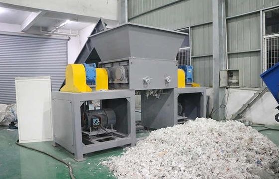 Machine à découper du papier automatique durable Machine de recyclage de déchets plastiques lourds