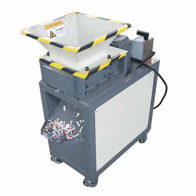 Machine de concassage de copeaux de métal à double arbre pour le recyclage des déchets plastiques