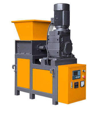 Machine de déchiqueteuse de plastique de recyclage CE, machine de concassage de déchets de papier de palette de bois de pneus métalliques