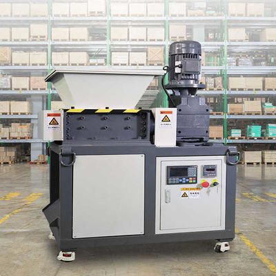 Machine de déchiquetage de bouteilles en PET, machine de déchiquetage à double arbre